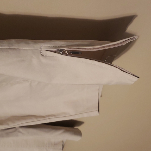 Golf Shorts - Picture 3 of 5